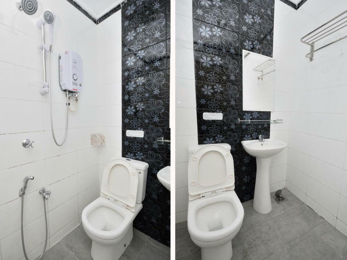 Oyo 892 Hotel Grand Nadia Λαμπουάν Εξωτερικό φωτογραφία